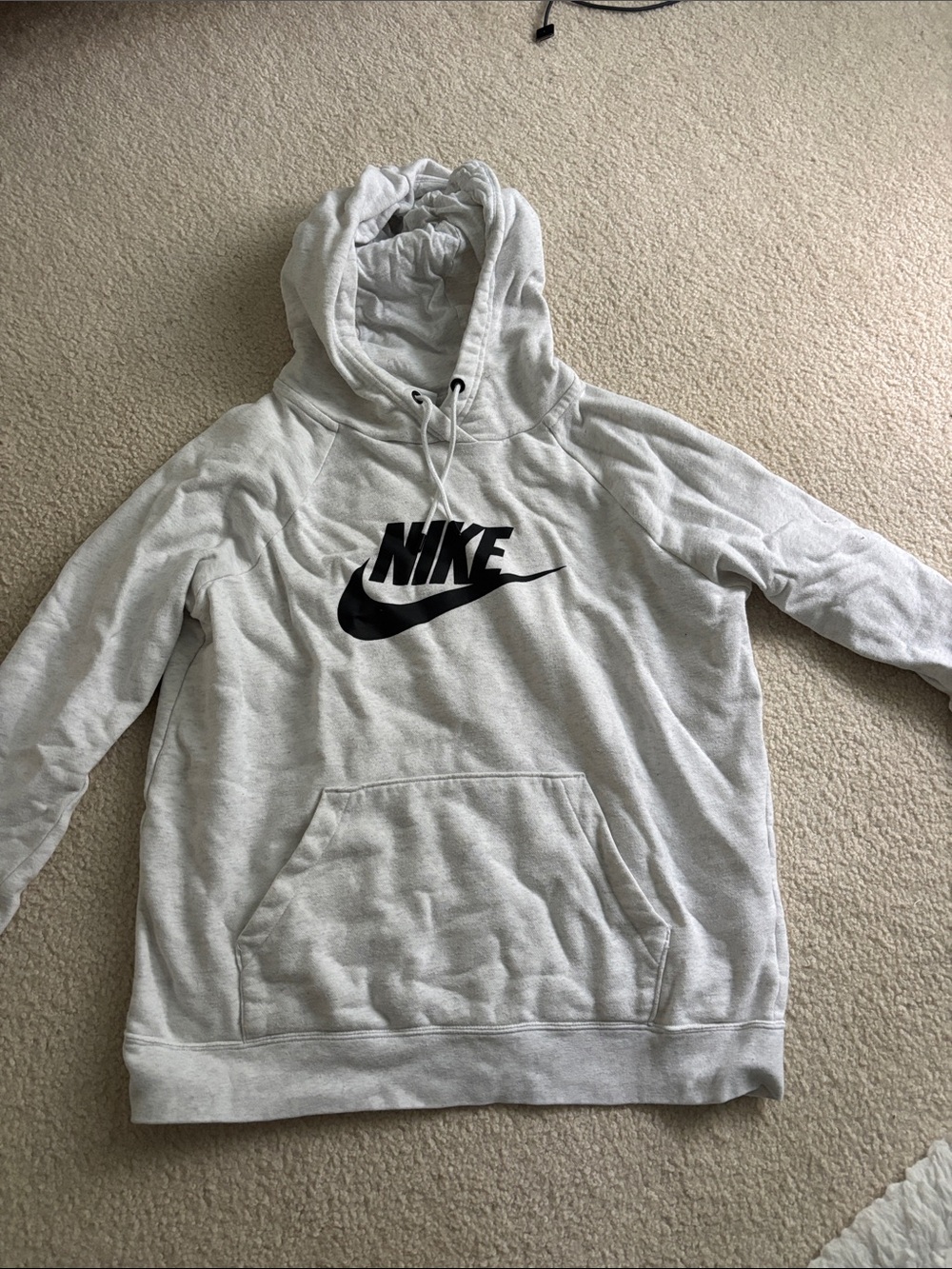 Nike Women’s Light Gray Logo Pullover Hoodie